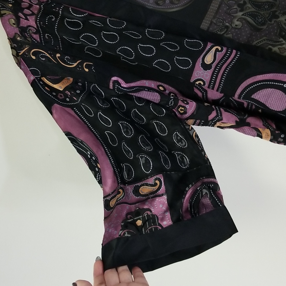 Satin And Velvet Paisley Purple Burnout Patterned Kimono - Picture 4 of 8